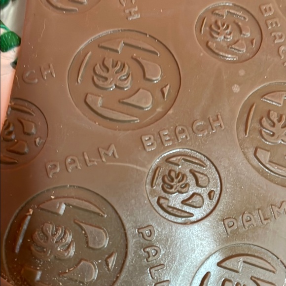 Palm Beach Luxe-Crafted NWOT embroidered floral thong sandals. Sz 10 - Picture 14 of 14